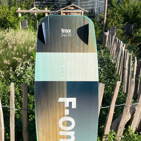 F-One Trax 133cm 2024 Très Bon Etat