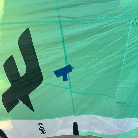 F-One Swing V4 5m2 Très Bon Etat Réparée