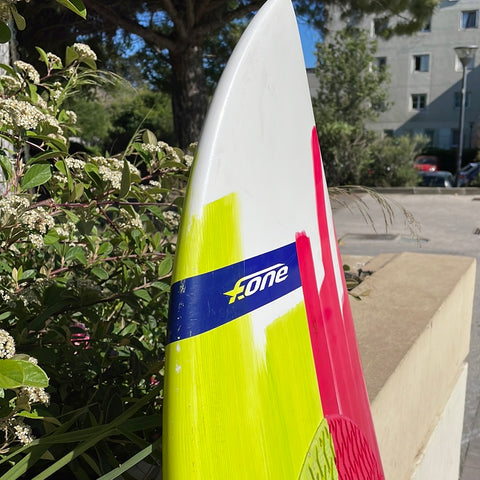 F-ONE Strapless Mitu Pro Model 5'4 2018 Très Bon Etat