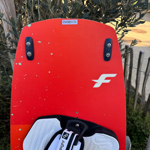 F-ONE ONE 140cm 2025 Très Bon Etat