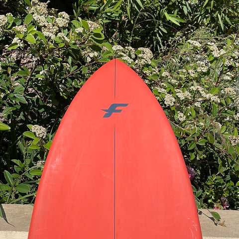 F-ONE Strapless Mitu Pro Flex Model 5'4 2022 Très Bon Etat