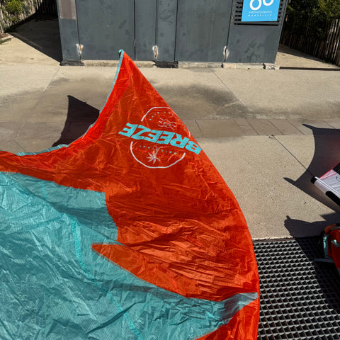 F-One Breeze V4 11m2 2023 Très Bon État