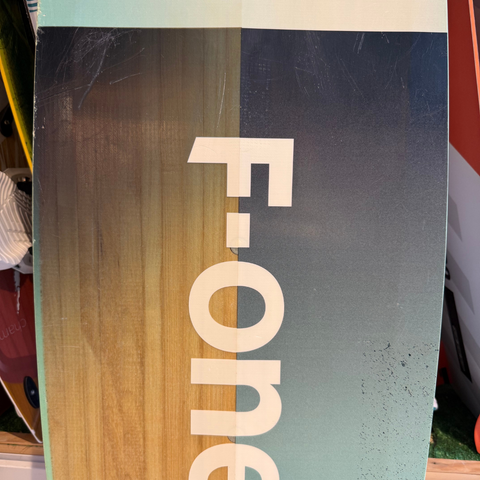 F-One Trax 137cm 2024 Très bon état