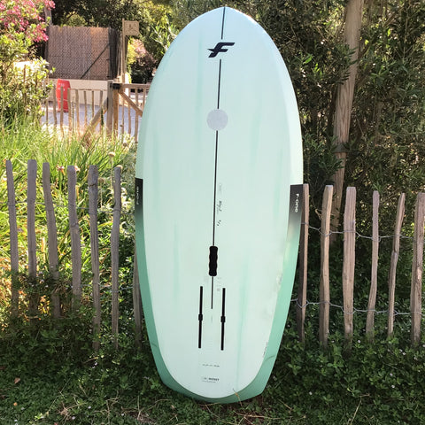 F-One Rocket Wing-S V4 5'4 80L Très Bon Etat
