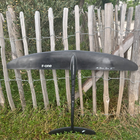Avion F-One SK8 V2 1050cm2 Très Bon Etat