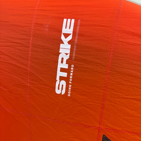 F-One Strike V4 5m2 2024 Très Bon Etat
