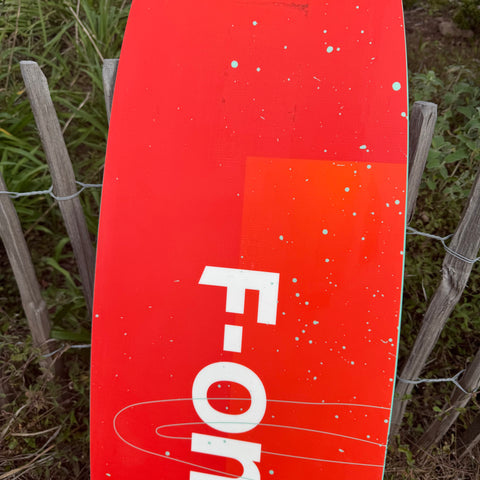 F-One One 140cm 2025 Très Bon Etat - Complète