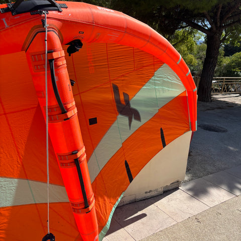 F-One Strike V4 4.5m2 2024 Très Bon État