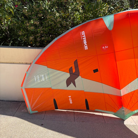 F-One Strike V4 4.5m2 2024 Très Bon État