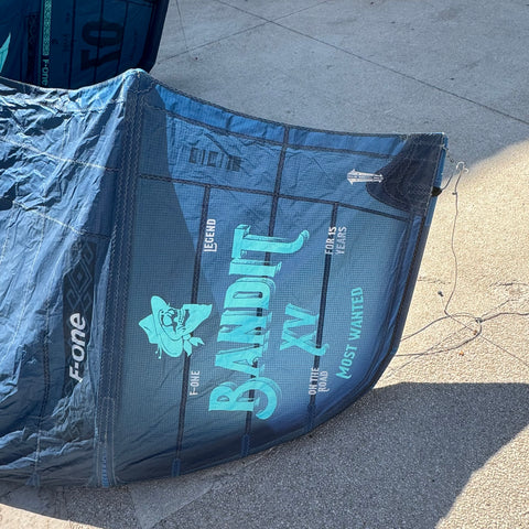 F-One Bandit XV 7m2 2022 Bon Etat Réparé