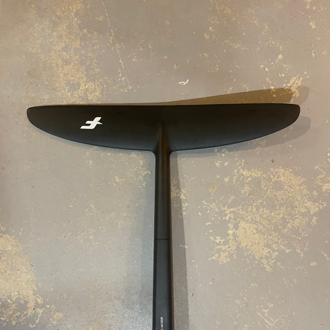 F-One SK8 850cm2 Comme Neuf