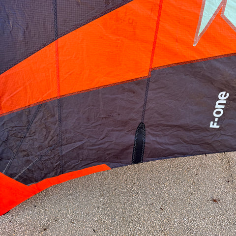 F-One Strike V4 5,5m2 2024 Très Bon Etat