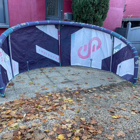 Eleveight RS V7 9m2 2024 Etat Correct Réparé