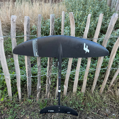 Avion F-One Phantom Carbon 1280cm2 Bon Etat