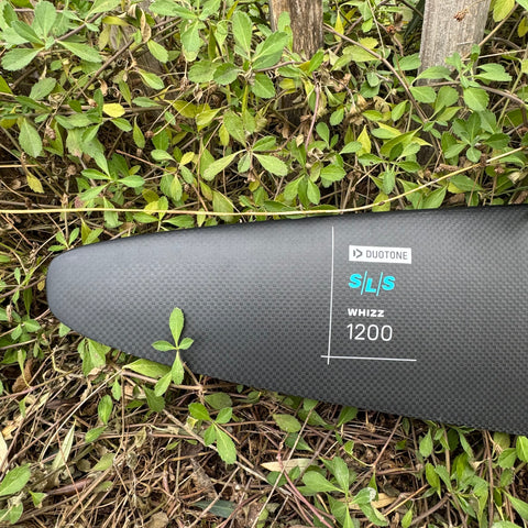 Aile Avant Duotone Whizz SLS 1200cm2 2025 Très Bon Etat