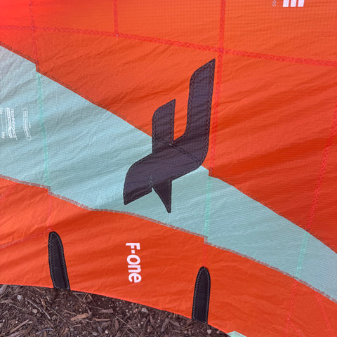 F-One Strike V4 3m2 2024 Très Bon Etat