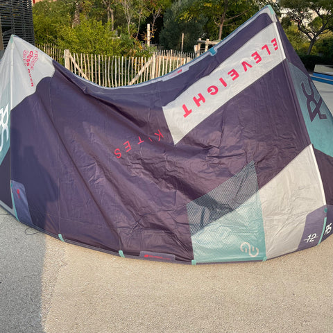 Eleveight RS V8 12m2 Tres Bon Etat