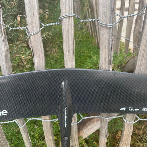 Avion F-One SK8 V2 1050cm2 Très Bon Etat