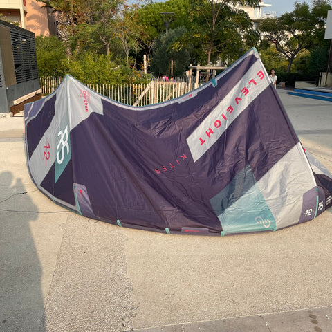 Eleveight RS V8 12m2 Tres Bon Etat