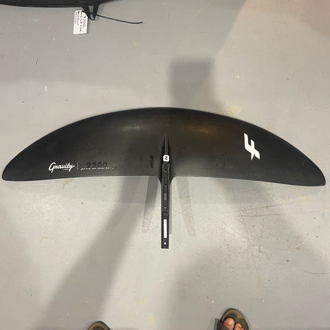 F-One Gravity Carbon 2200 2023 Bon Etat