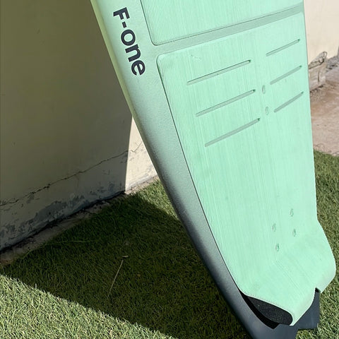 F-ONE Strapless Mitu Pro Flex 5'6 2023/2024 Très Bon Etat