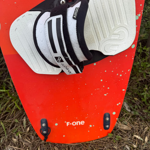 F-ONE ONE 138cm 2025 Très Bon Etat