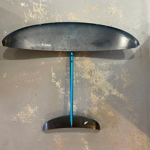 Avion F-One Gravity 1800cm2 2023 Etat Correct