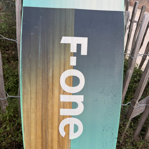 F-One Trax 136cm 2024 Très Bon Etat