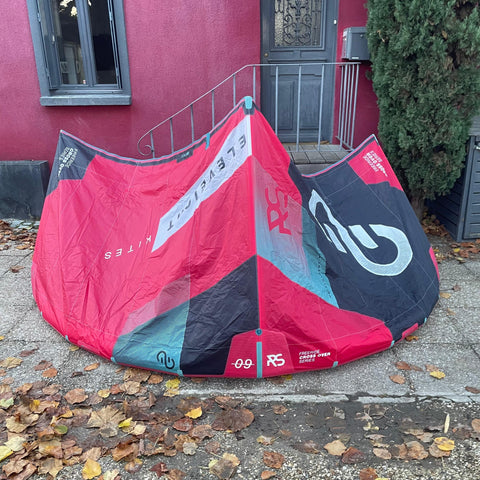 Eleveight RS V8 9m2 Très Bon Etat