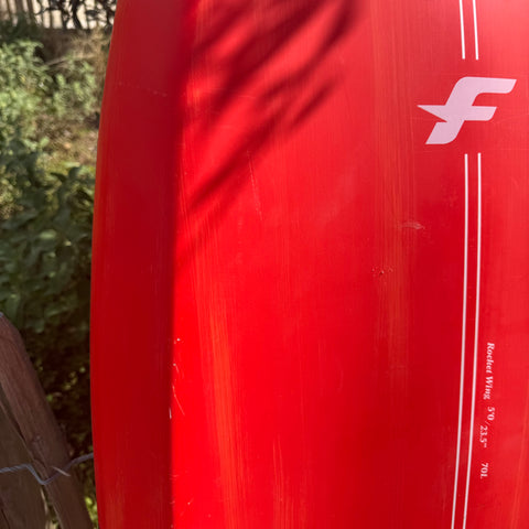 F-One Rocket Wing V4 5'0" (70L) 2024 Très Bon Etat
