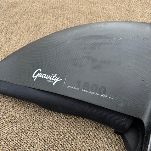 F-One Gravity Carbon 1800cm2 2022 Très Bon Etat