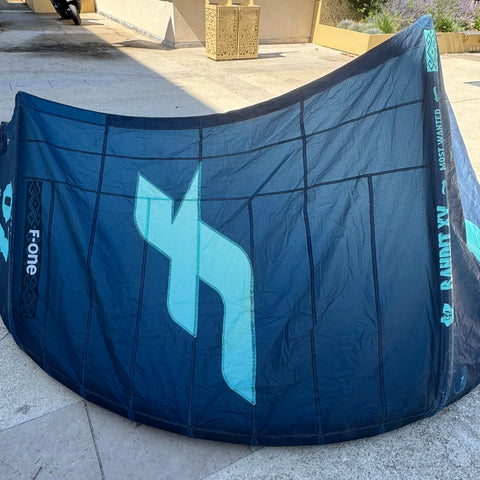 F-One Bandit XV 7m2 2022 Bon Etat Réparé