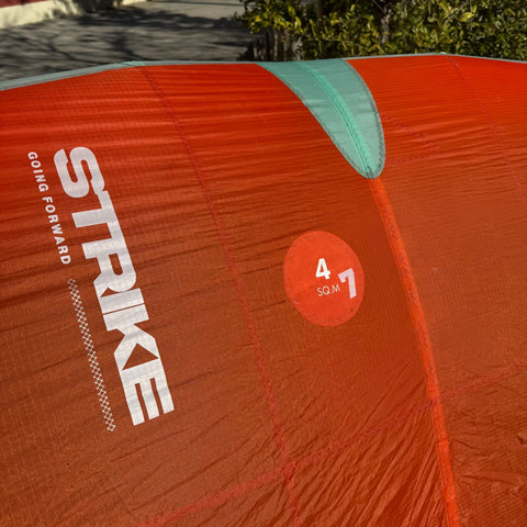 F-One Strike V4 4m2 2024 Comme Neuf