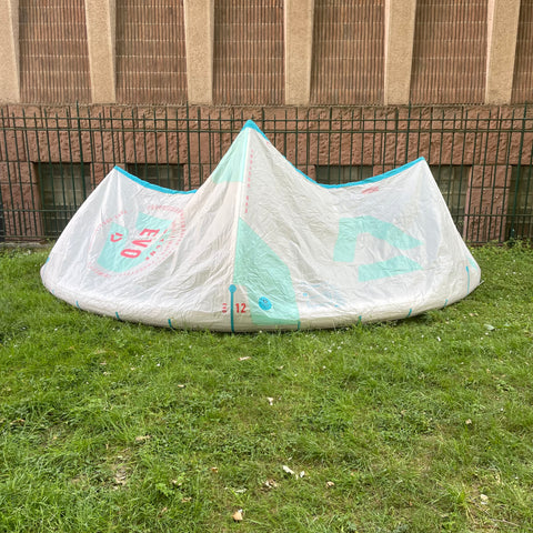 Duotone Evo 12m2 2022 Très Bon Etat