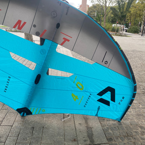 Duotone Unit V4 4m2 2023 Bon Etat Réparé