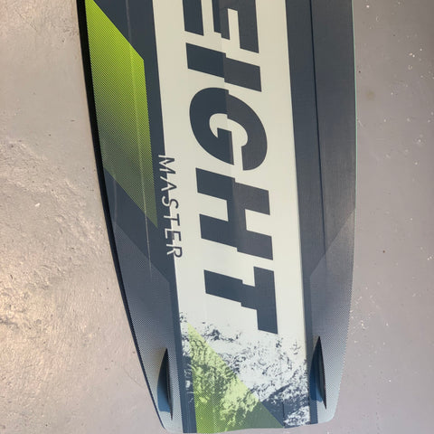 Eleveight Master V7 136cm Comme Neuf