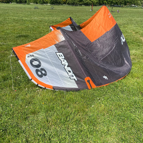 F-One Bandit 17 TEC 8m2 2025 Très Bon État Réparée