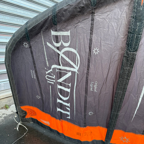 F-One Bandit XVI 8m2 2023 Très Bon Etat Réparé