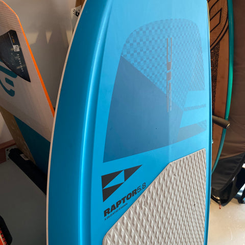 RAPTOR LAUNCH 5'8 (110L) 2025 Très Bon Etat