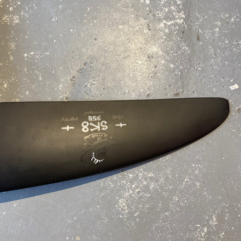 F-One SK8 V1 950cm2 2025 Très Bon état Réparé