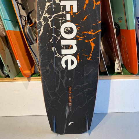 F-One Trax HRD Carbon 135cm 2025 Très Bon État