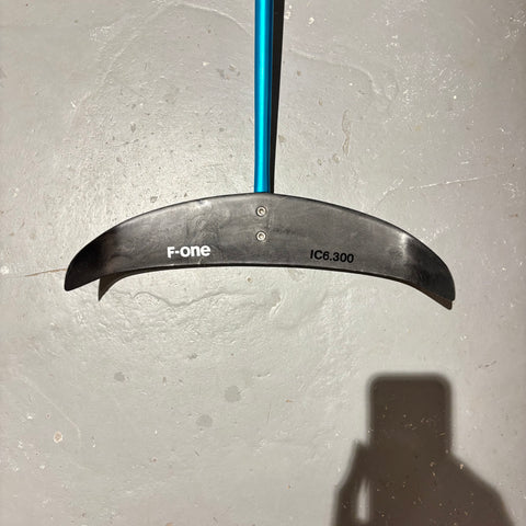 F-One Gravity FCT 1800cm2 Etat correct