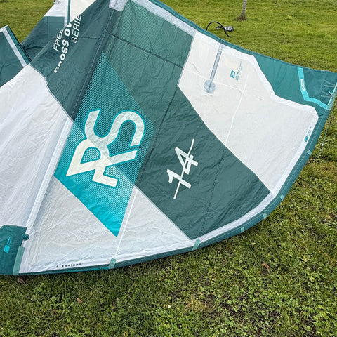 Eleveight RS V8 14m2 2025 Comme Neuf Réparé