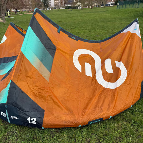 Eleveight RS V8 12m2 Tres Bon Etat