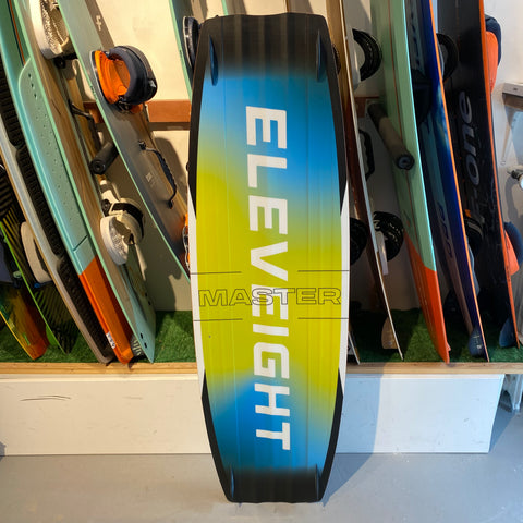 Eleveight Master V9 Très Bon Etat