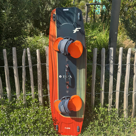 F-One Trax HRD LITE 137cm Très bon état