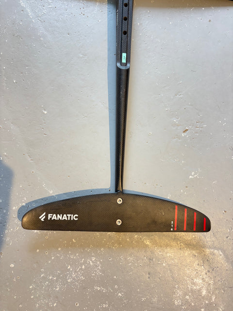 Fanatic Aero Carve 900cm2 - Bon état