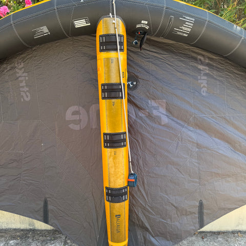 F-One Strike V5 Aluula 5.5m2 Onix Comme Neuf