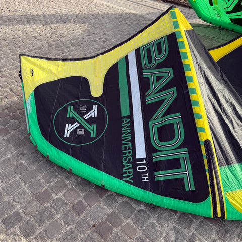 F-One Bandit 12m2 2017 Très Bon État Réparé