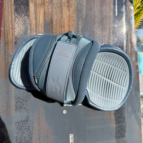 Planche Complète F-One SPARK 2026 Comme Neuf